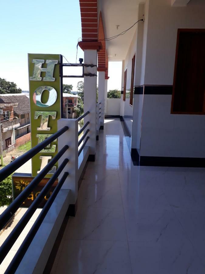 Hotel Tacuaral รัวเรนาบาเก ภายนอก รูปภาพ